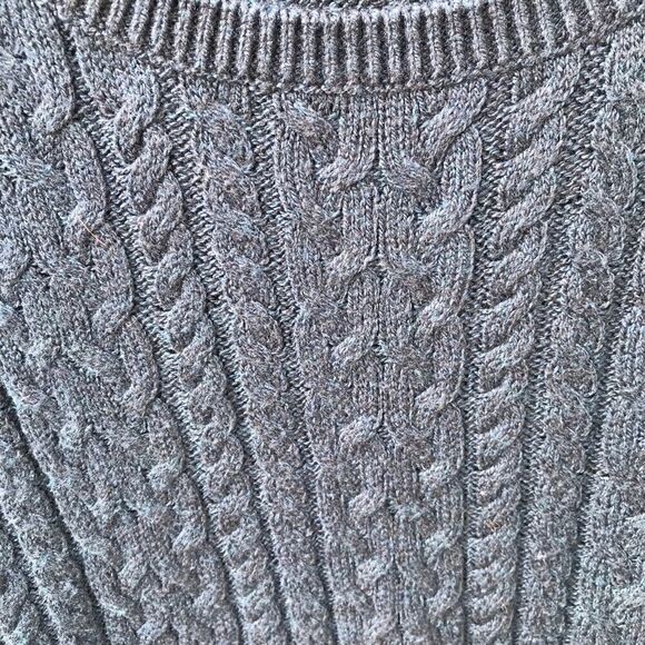 𝅺american Eagle 🦅 ladies cable knit sweater 🌻💚 - Picture 6 of 7